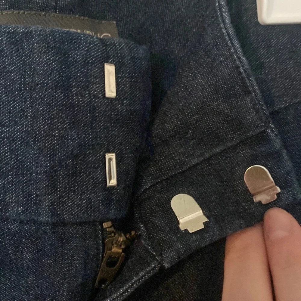 Banana republic capris - Picture 2 of 7